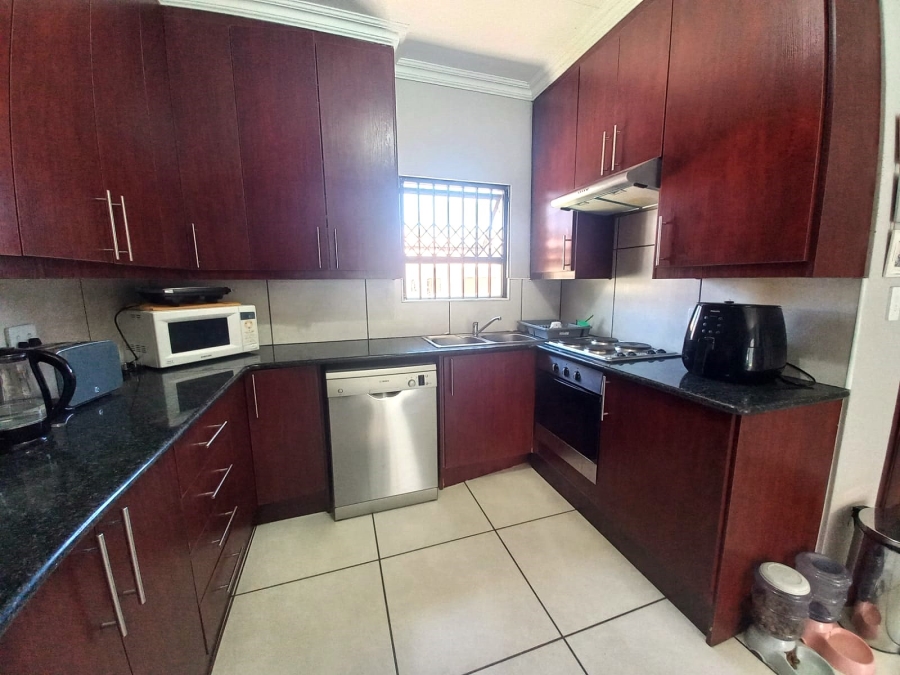 2 Bedroom Property for Sale in Waterberry Estate North West